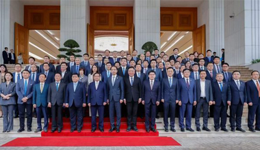 AB娱乐官网参加越南总理范明政座谈会，共话中越绿色合作新机遇